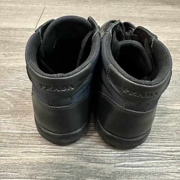 PRADA high top sneakers 7 1/2 Blue - Picture 4 of 7